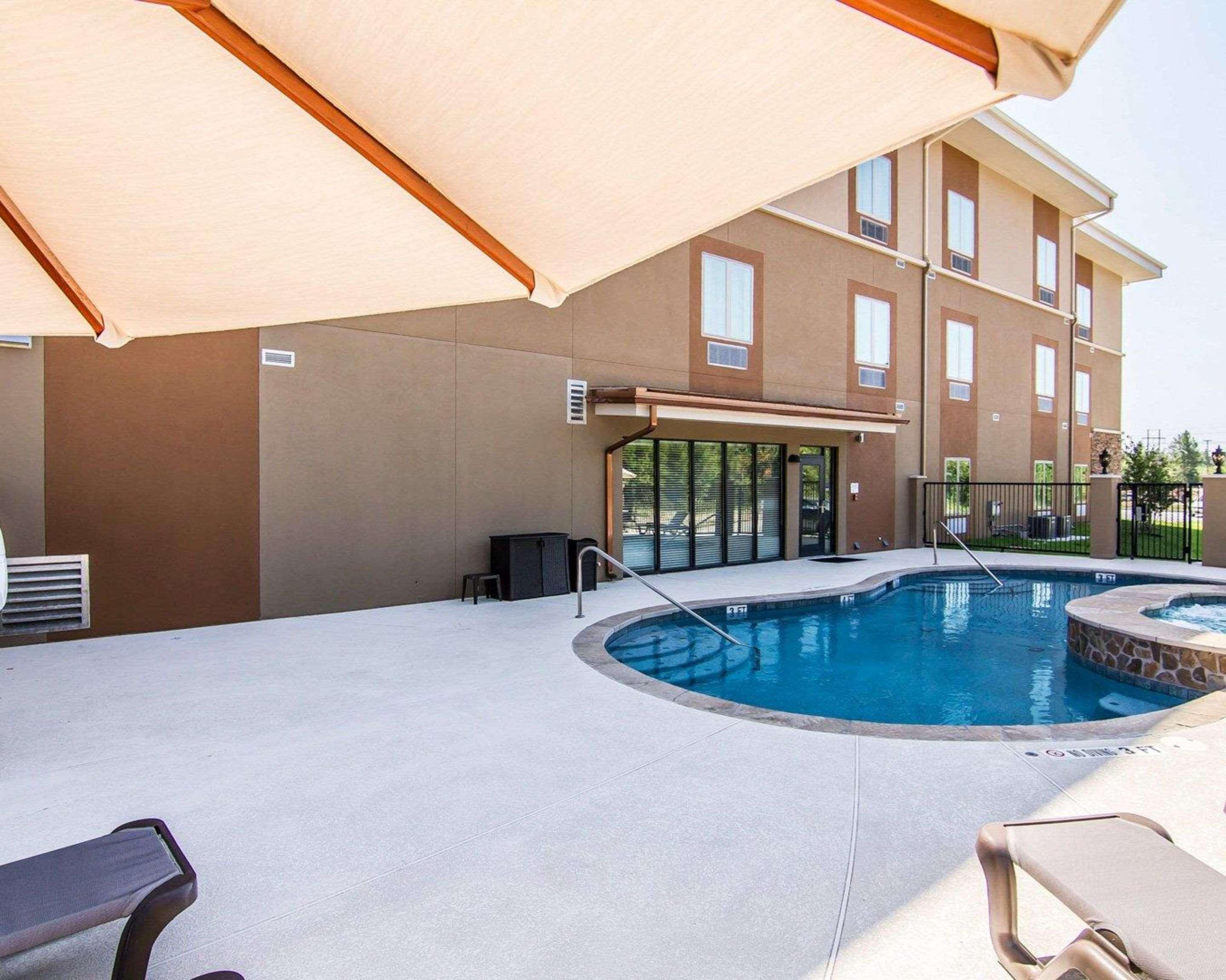 Mainstay Suites Lufkin Bagian luar foto