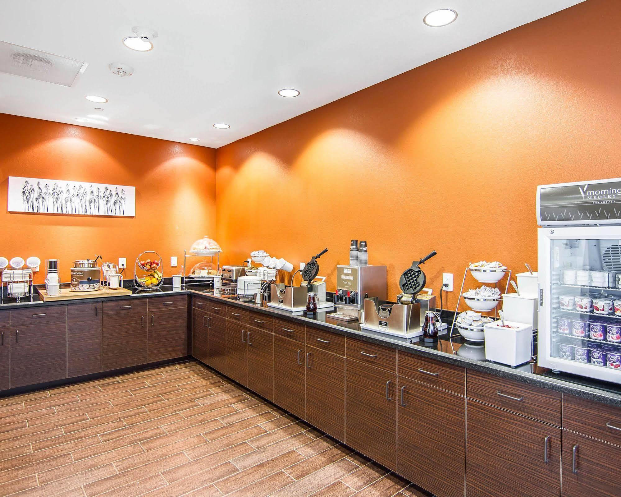 Mainstay Suites Lufkin Bagian luar foto